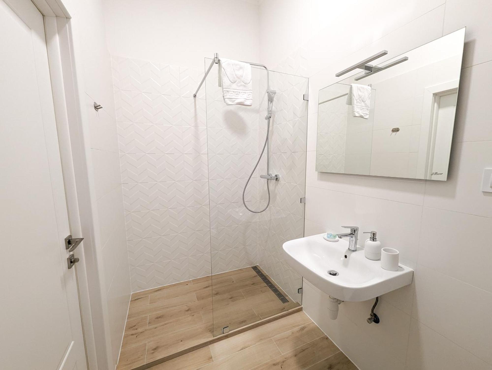 Kyiv Honchara Hotel 외부 사진